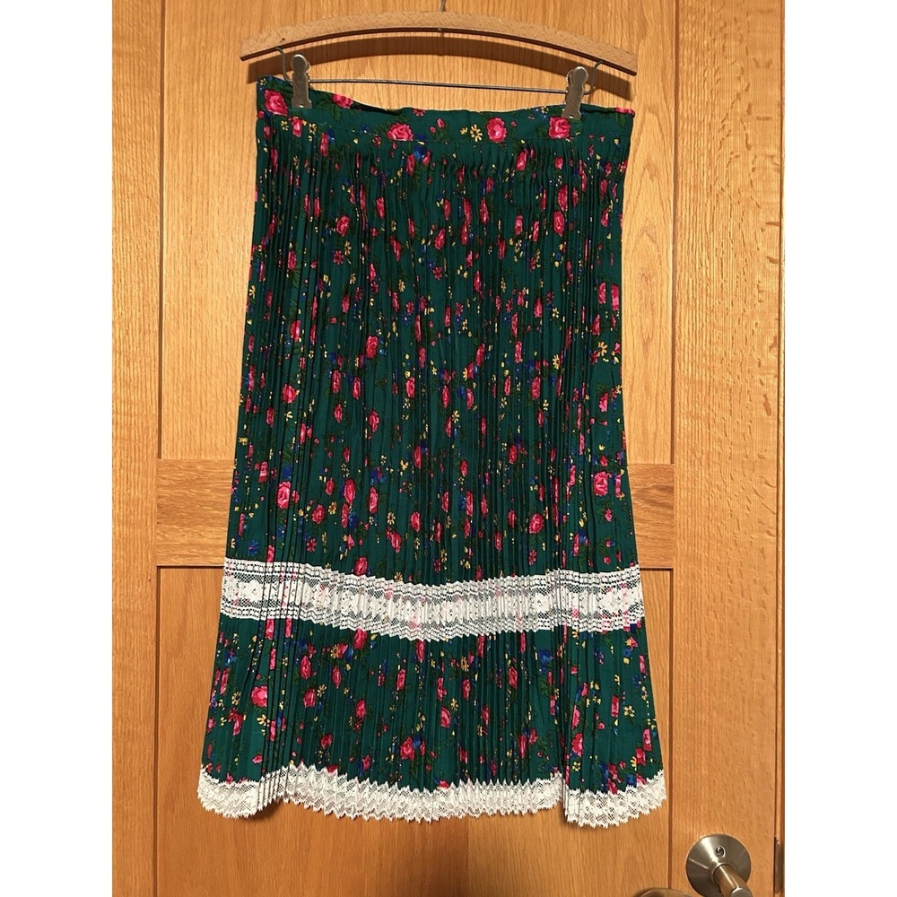 Vintage 70s Prairie Green‎ Floral Pleated Midi Skirt With White Lace Trim Medium